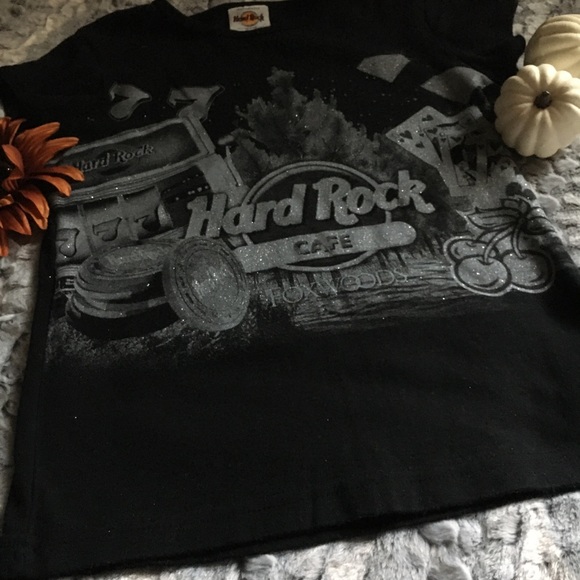 Glittering authentic Hard Rock Cafe Foxwoods tee - Picture 3 of 4